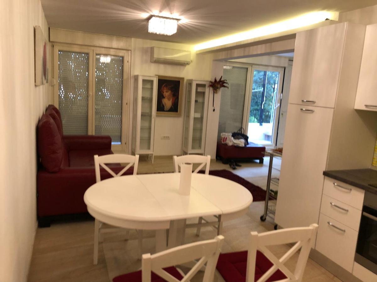 Guest House Valerija Ičići Εξωτερικό φωτογραφία