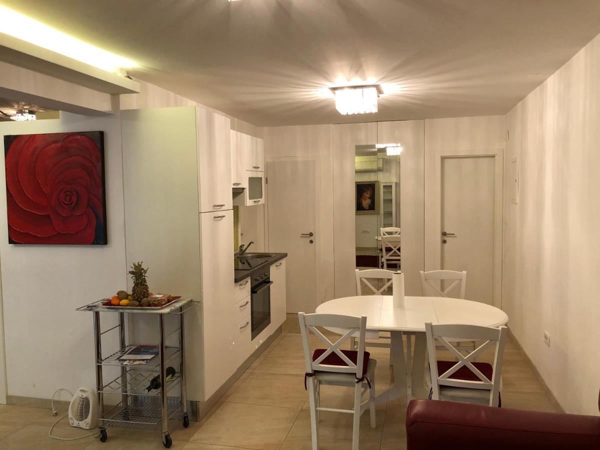 Guest House Valerija Ičići Εξωτερικό φωτογραφία